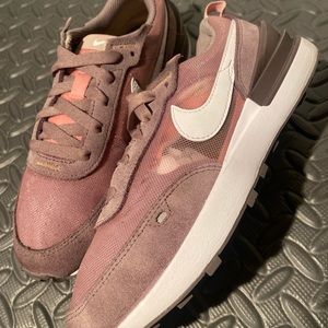 Nike Waffle One Kids Shoes Girls size 3y Pink White